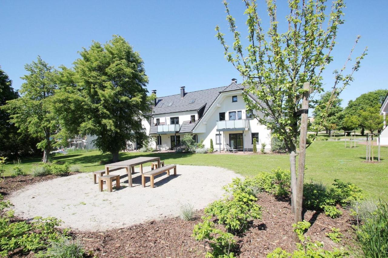 Strandnahe Fewo Mit Terrasse, Gratis Nutzung Vom Ahoi Erlebnisbad Und Sauna In Sellin - Rex Rugia Fewo 13-2 Lobbe Exterior foto